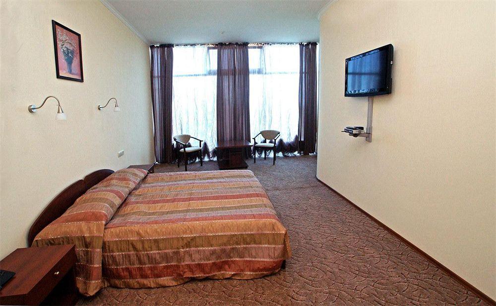 Black Sea Hotel Otrada Odessa Chambre photo